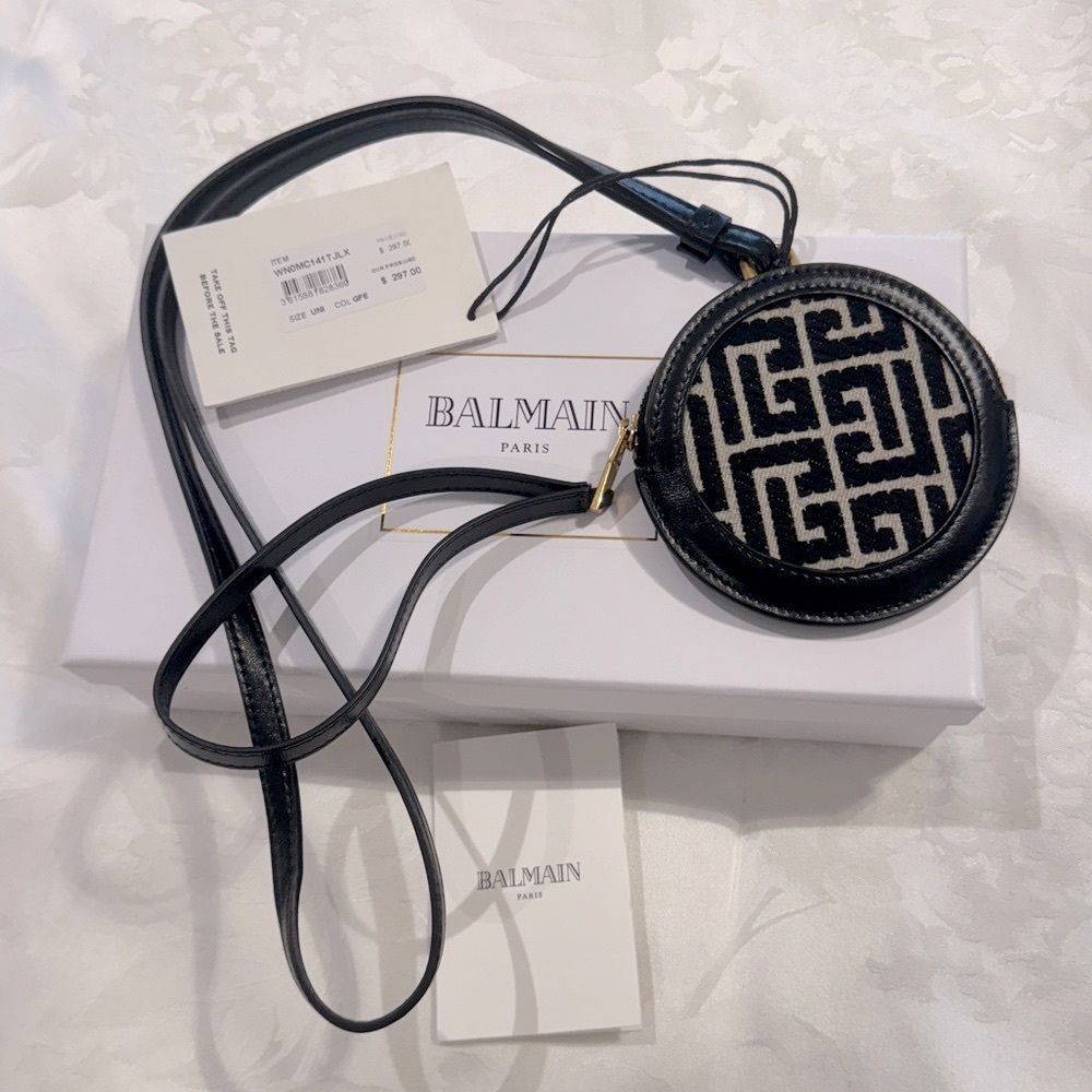 Balmain Black and Cream Necklace coin/badge Holder